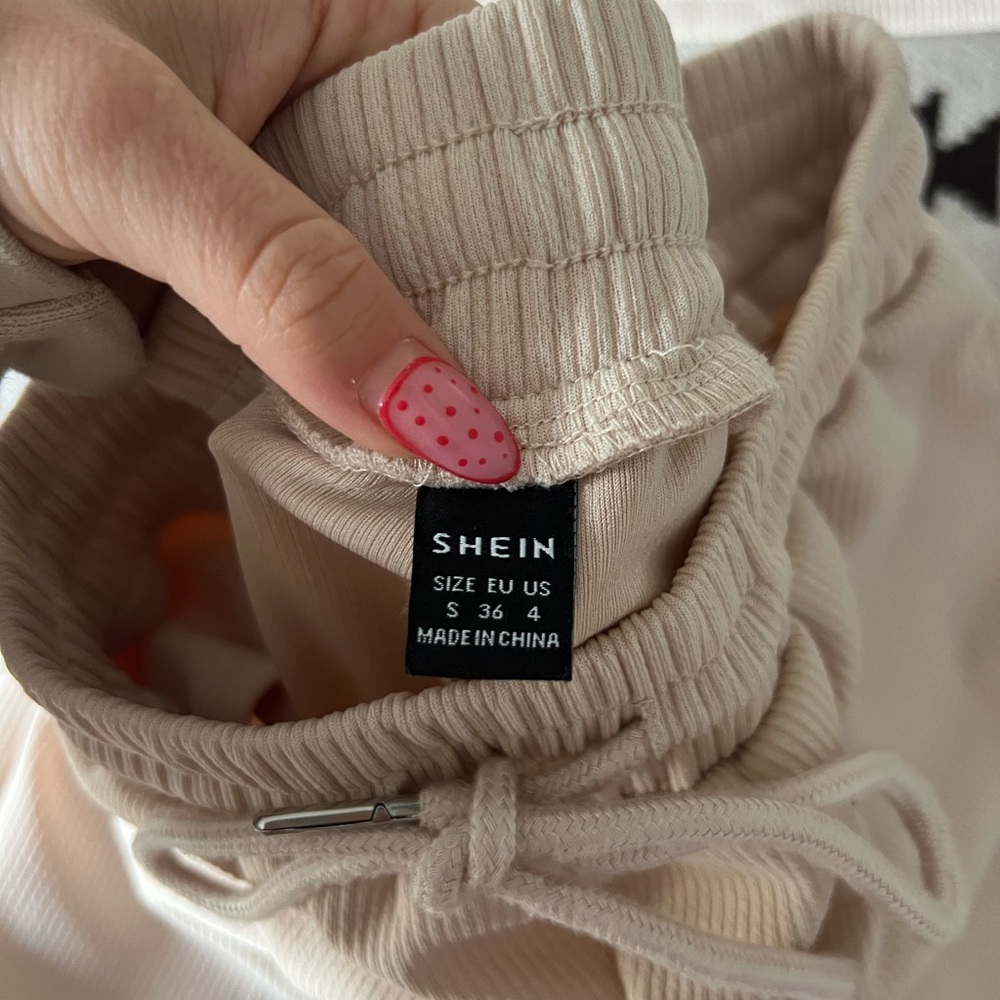 Beige Ribbed Loungewear Set - Picture 2 of 2